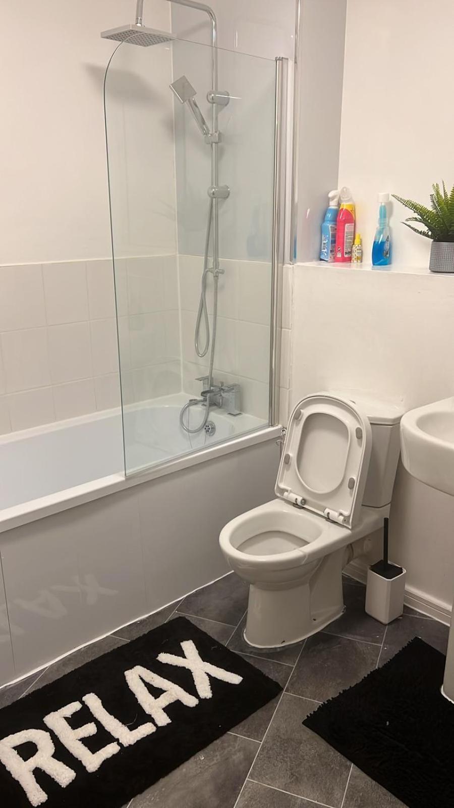 Apartamento Luxury Two Bedroom Flat Opposite Coop Live N Etihad Stadium With Free Secure Parking, Netflix And Sky Tv *
